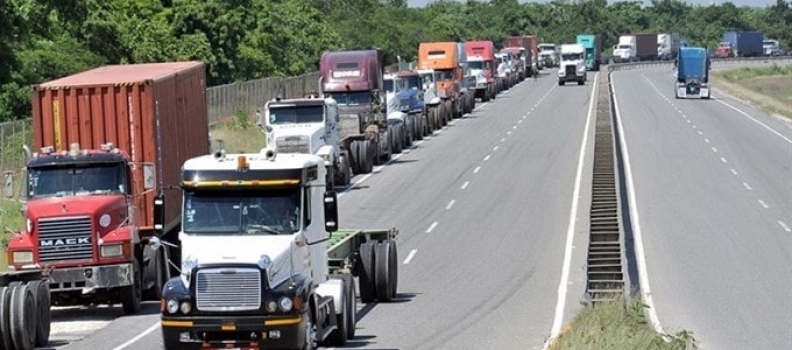 Cómo es el transporte de materiales peligrosos
